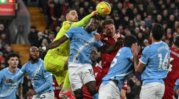 تحول مفاجئ.. كاراجر يتوقع تتويج مانشستر سيتي بلقب الدوري الإنجليزي بعد تبدل الحسابات